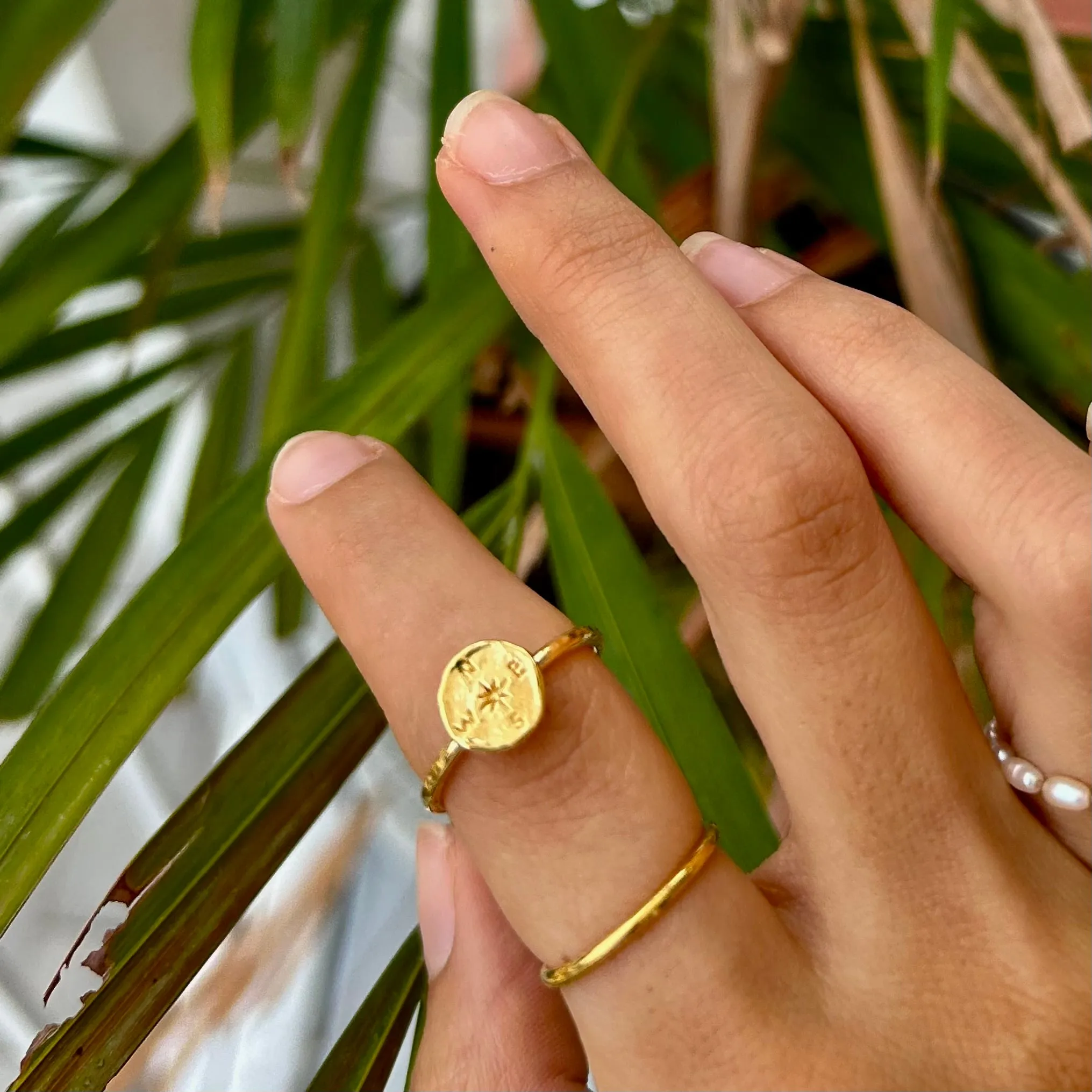 Compass Ring Gold