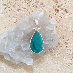 Emerald Quartz Teardrop Pendant - Grace