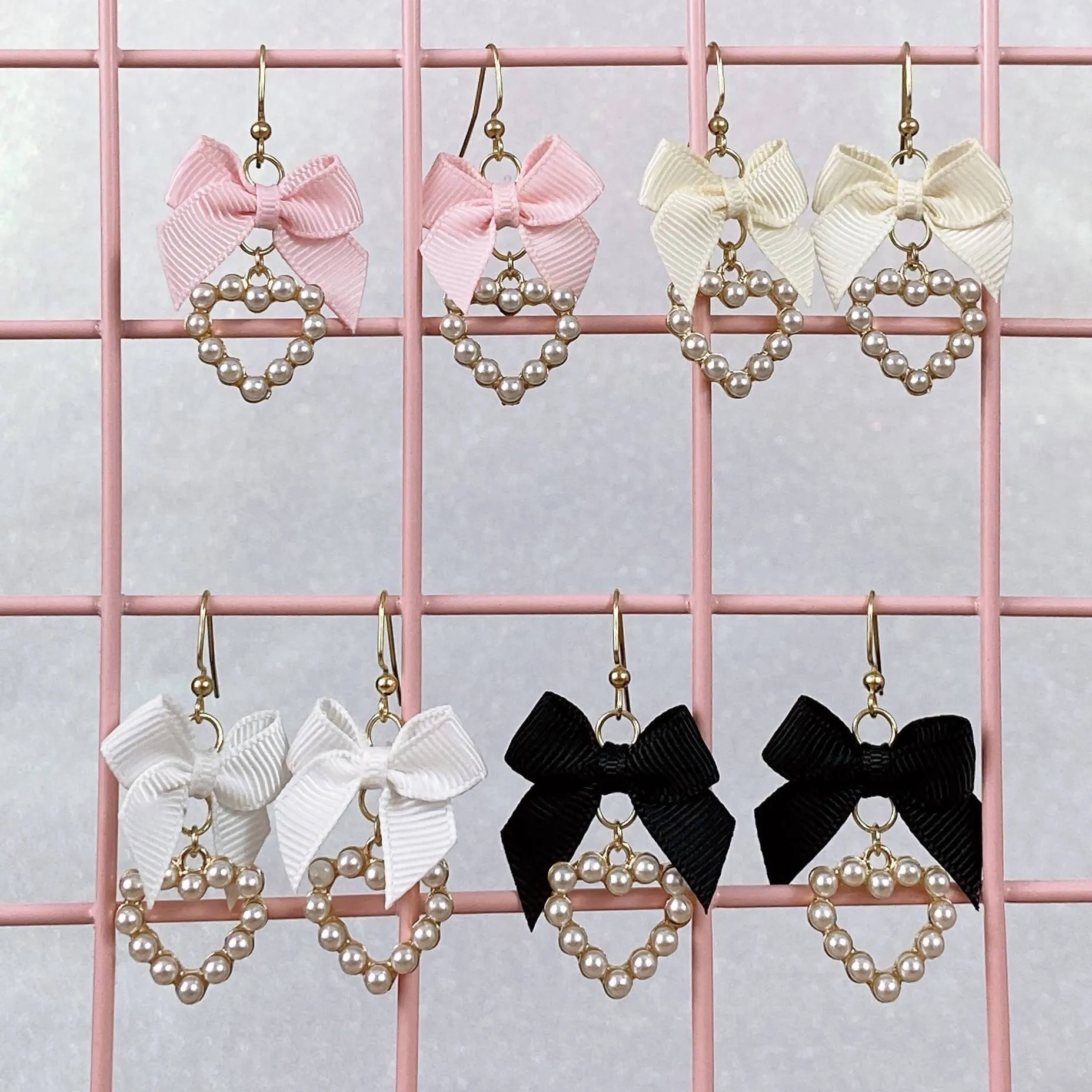 Pearly Gold Heart Earrings (5 Colors)