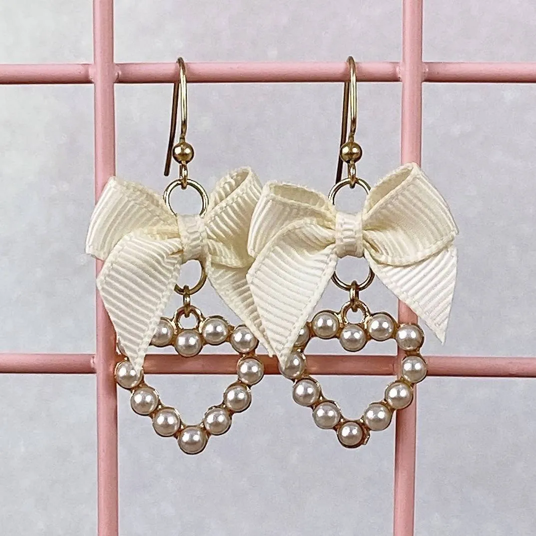 Pearly Gold Heart Earrings (5 Colors)