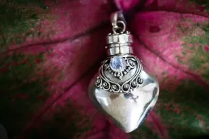 Sterling Silver Heart Keepsake Pendant