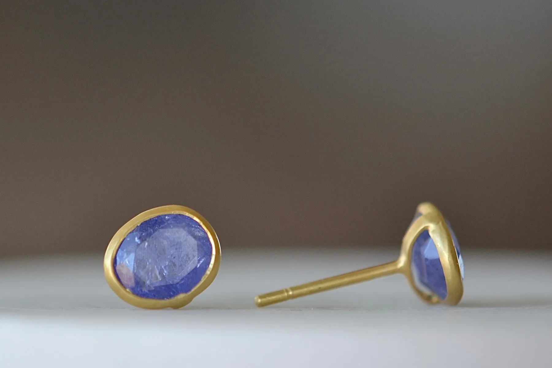 Tanzanite Classic Studs