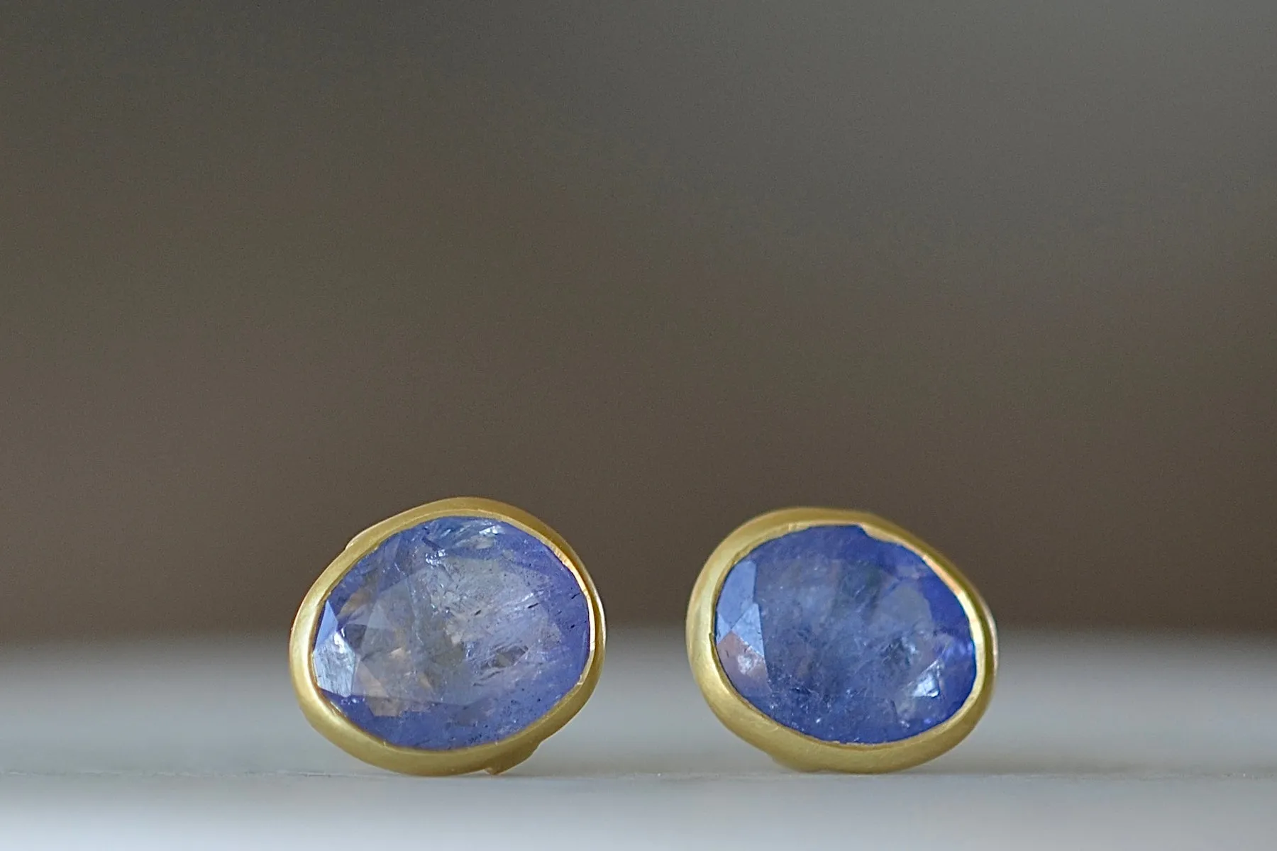 Tanzanite Classic Studs