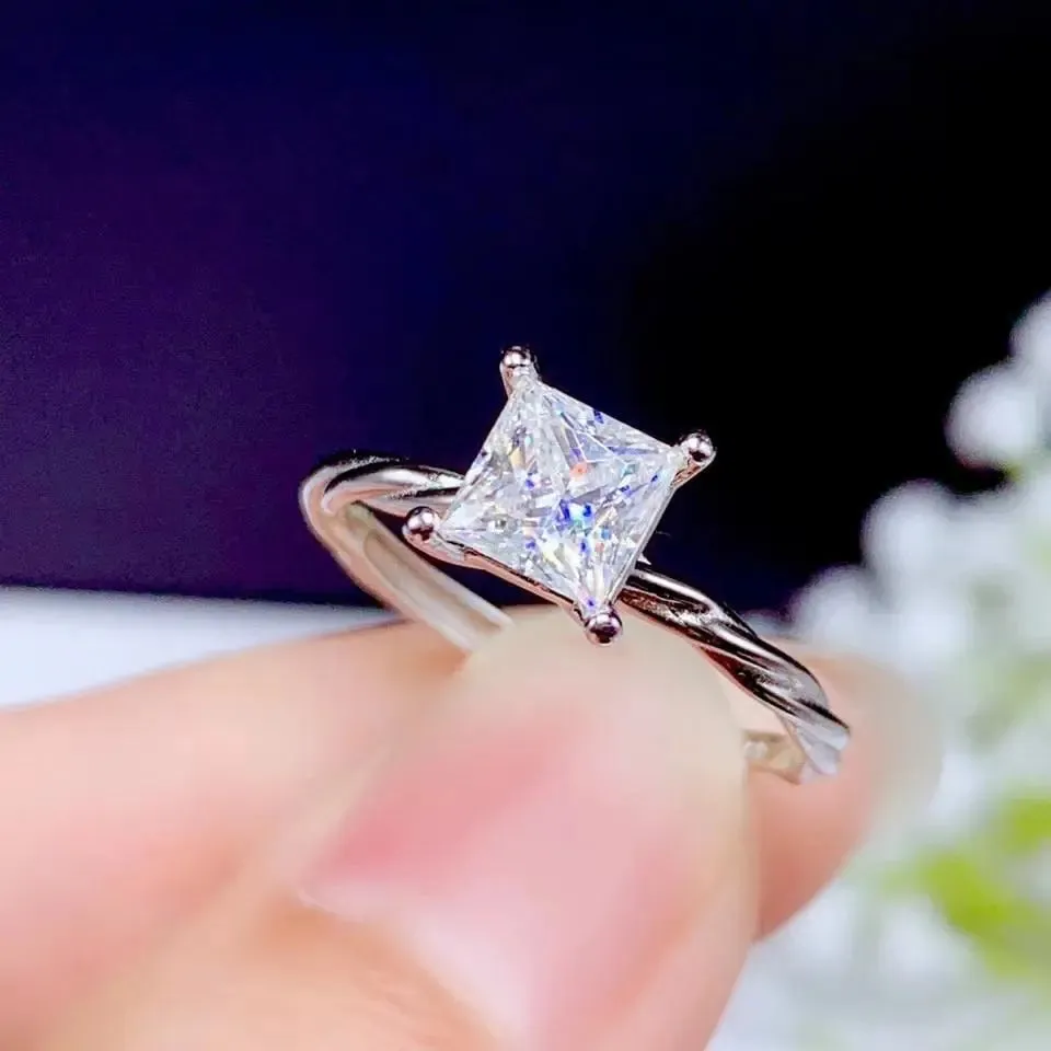 White Gold Plated Silver Princess Cut Moissanite Ring 1ct